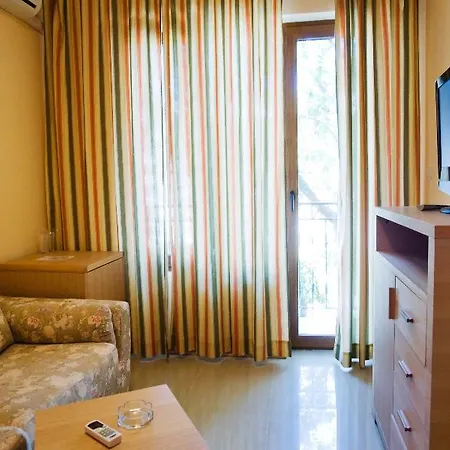 Oasis 3* Obzor